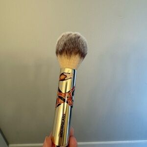 Hourglass limited edition powder brush holiday face brush